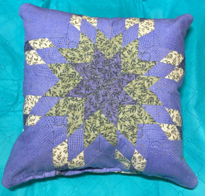 12 inch sq purple pillow front 002